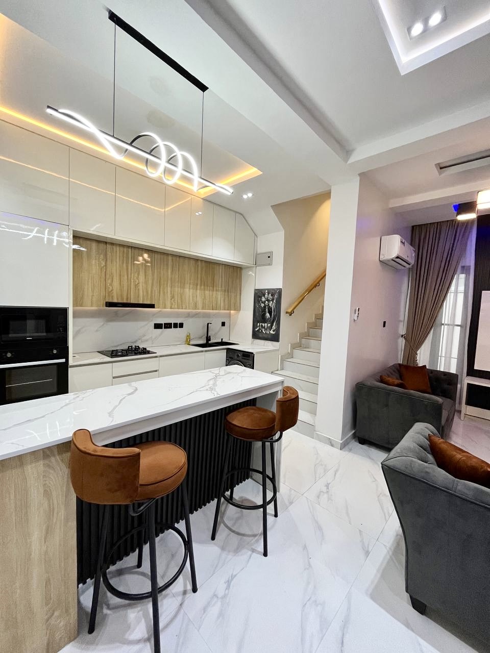 Apartment Alpha – Luxury 2-Bedroom En-Suite Apartment